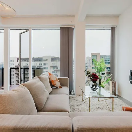 Elite Aa Harbour Penthouse