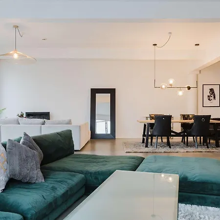 Elite Aa Harbour Penthouse