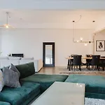 Elite Aa Harbour Penthouse